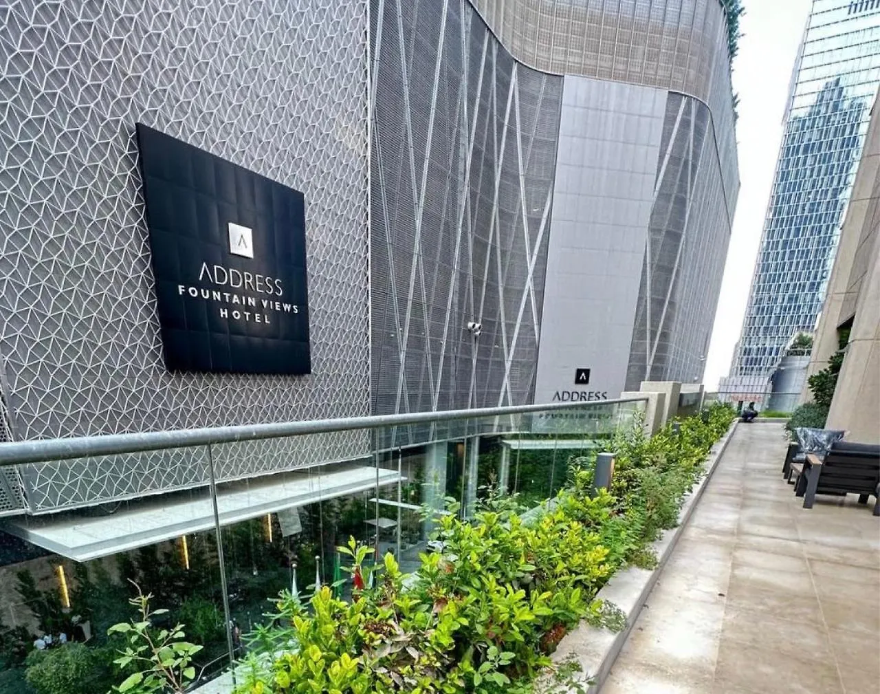 Dunya Tower Royal Suites Dubai