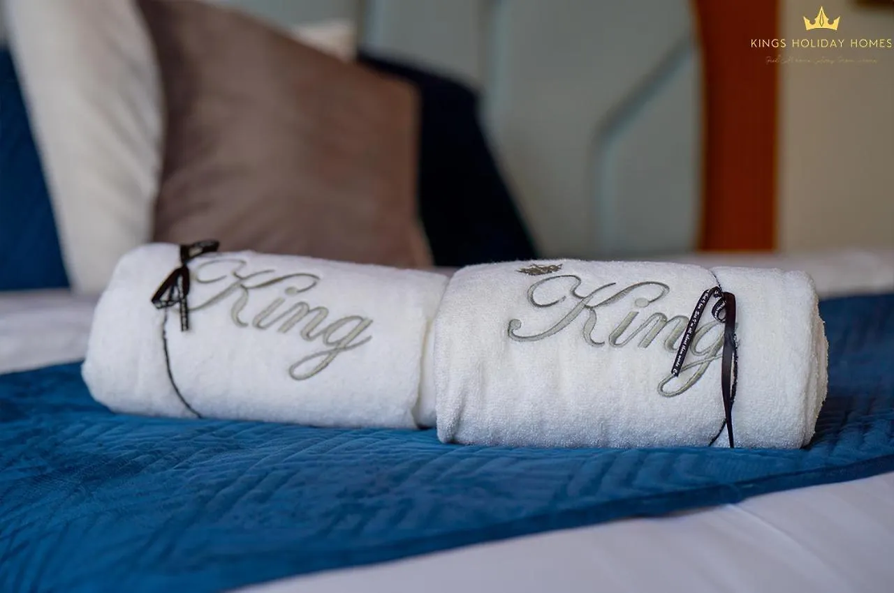 Dunya Tower Royal Suites Dubai Holiday home